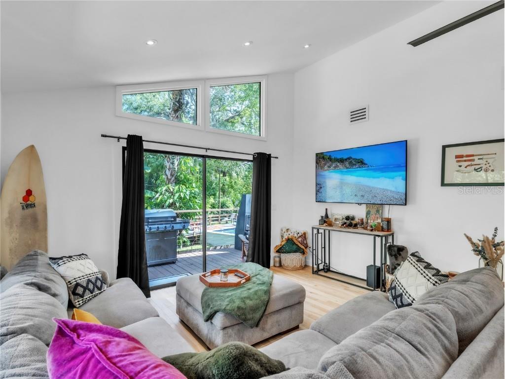 43 Hamilton Heath Drive Tampa FL 33604 - HILLSBOROUGH RIVER TB8434105 image11