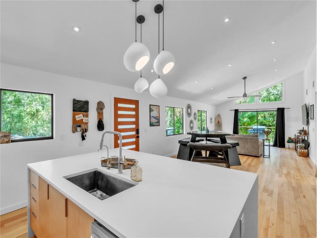 43 Hamilton Heath Drive Tampa FL 33604 - HILLSBOROUGH RIVER TB8434105 image5