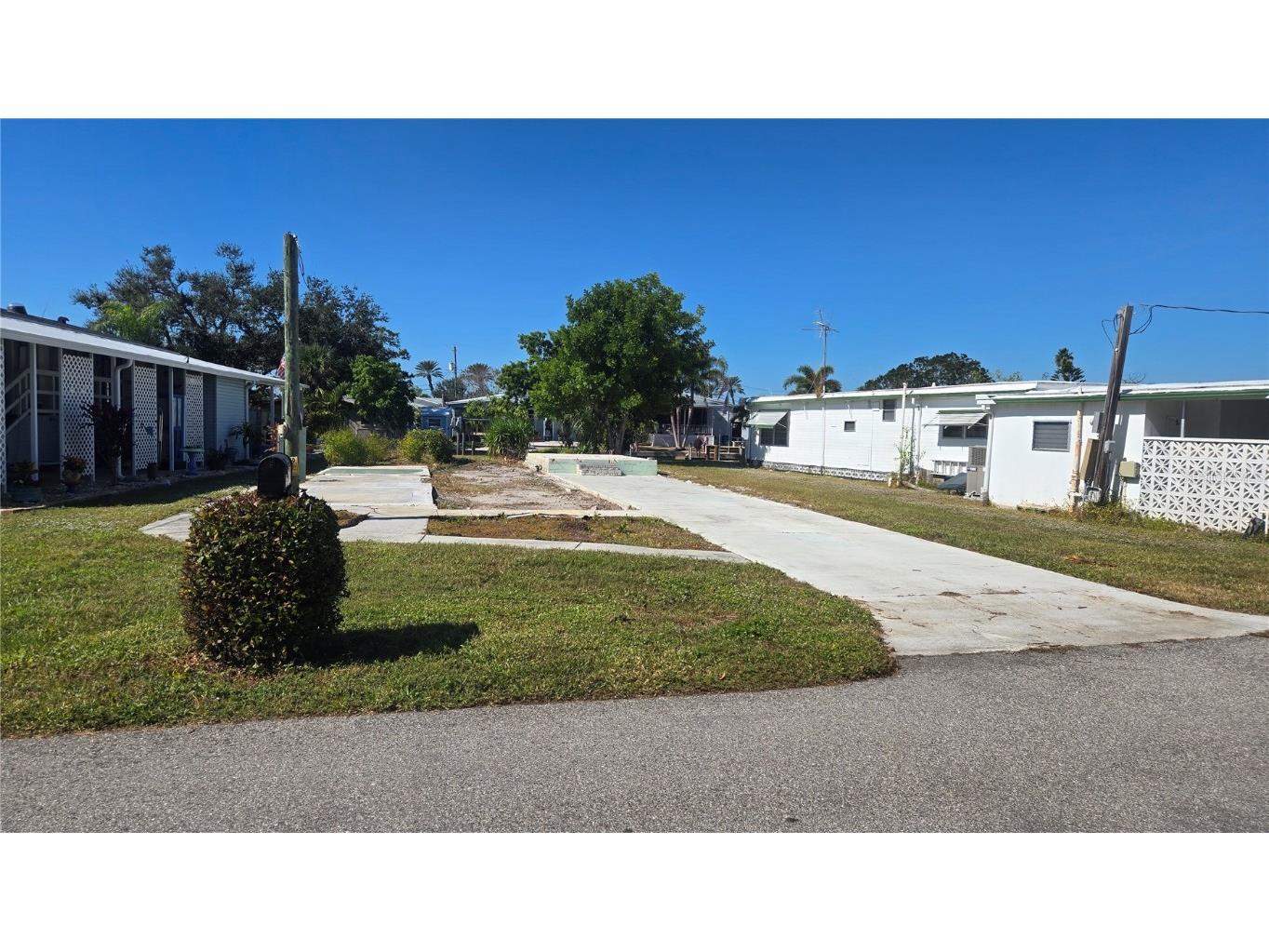 43 Hatchett Creek Road Venice FL 34285 A4671751 image1