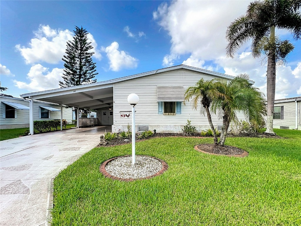 43 Meadowlark Circle Ellenton FL 34222 A4616185 image1