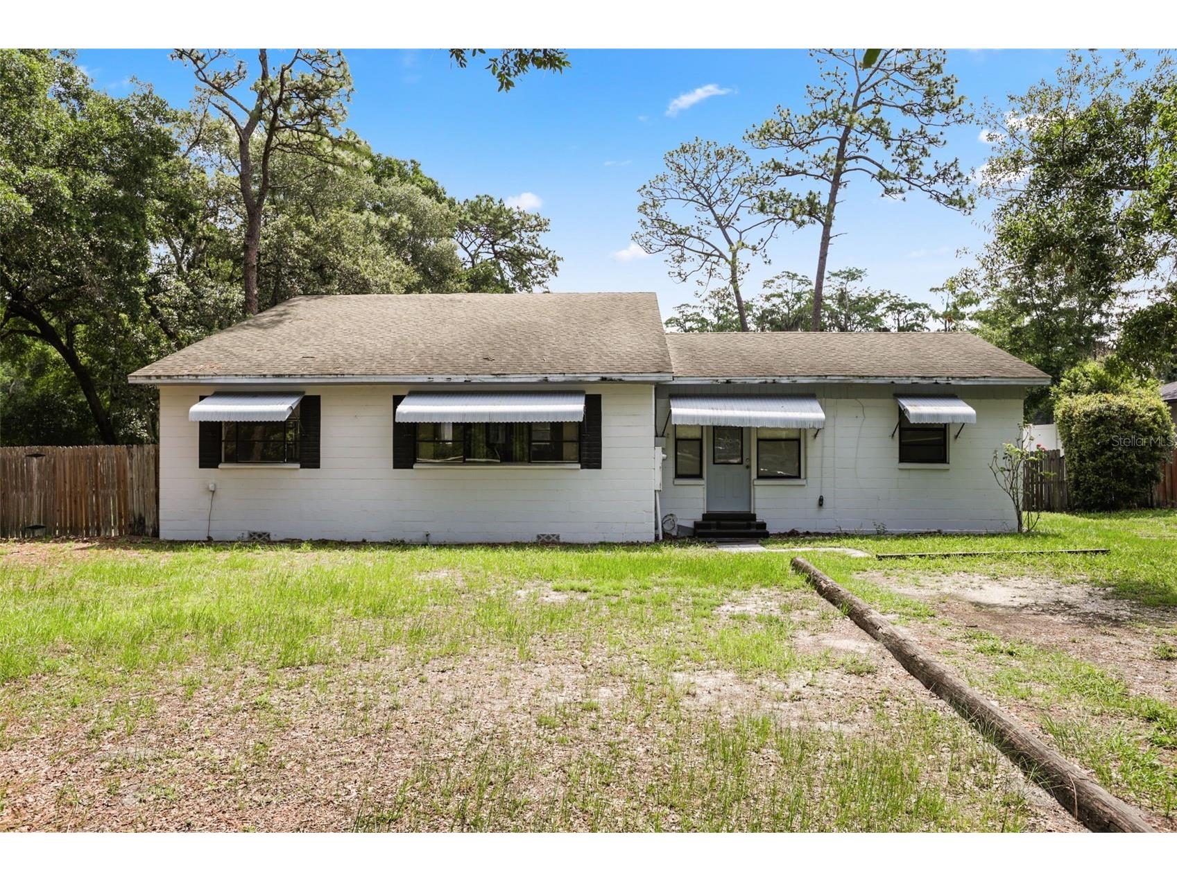 43 N Winter Park Drive Casselberry FL 32707 - LAKE YVONNE O6412591 image1