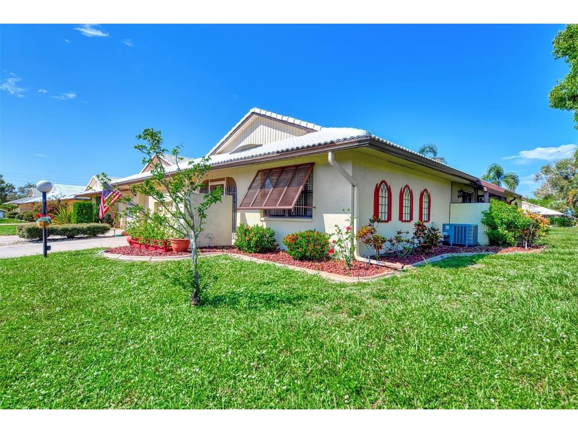 43 Sandstone Circle Venice FL 34293 N6128435 image1