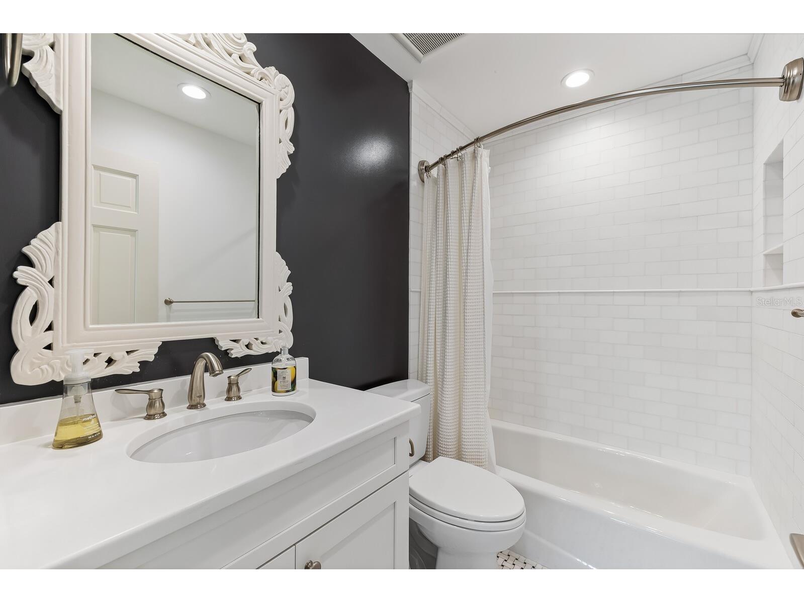 43 Seawatch Lake Drive Boca Grande FL 33921 - LAKE GASPARILLA D6146719 image17