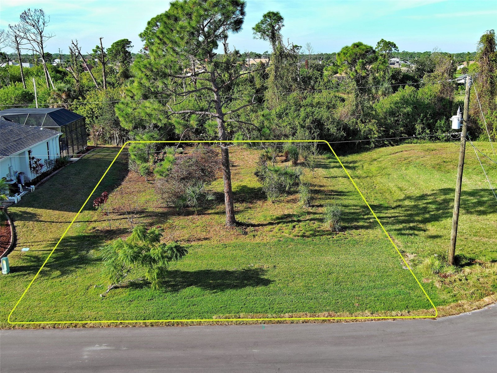 43 Tee View Road Rotonda West FL 33947 D6146812 image1
