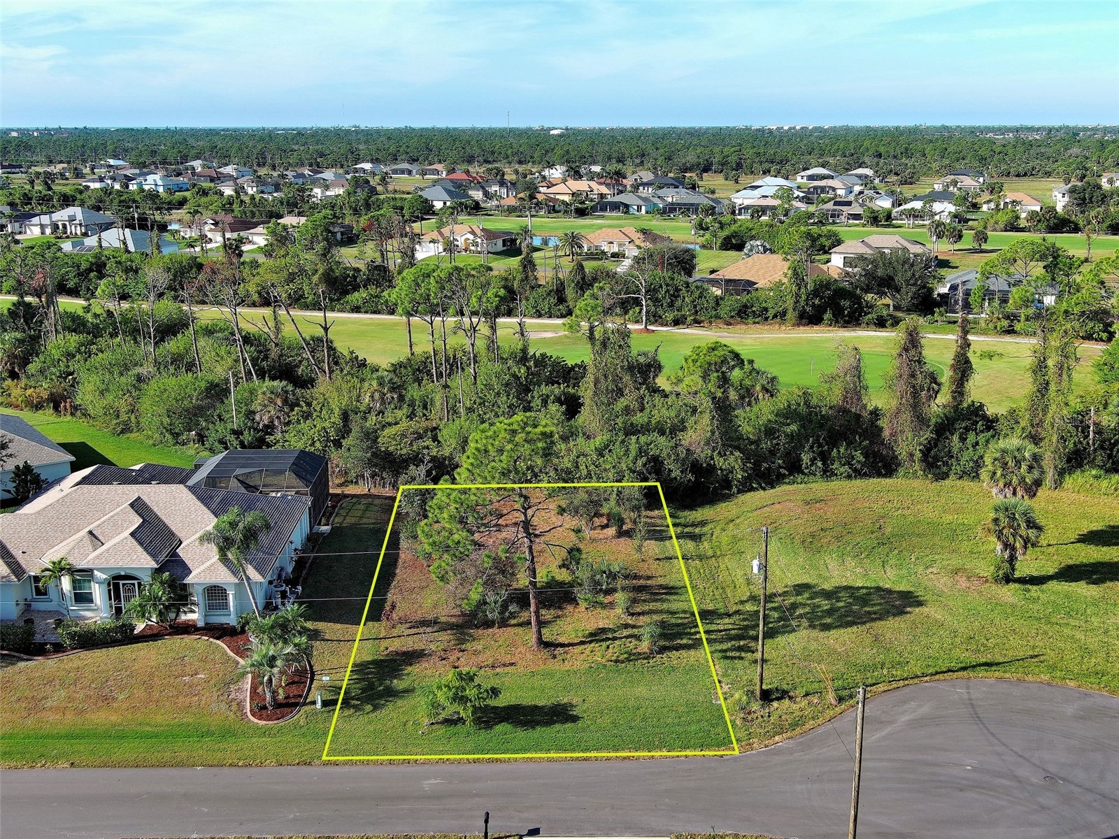 43 Tee View Road Rotonda West FL 33947 D6146812 image2
