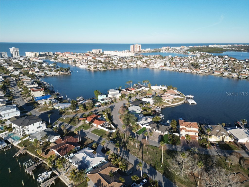 430 173rd Avenue E North Redington Beach FL 33708 TB8346275 image3