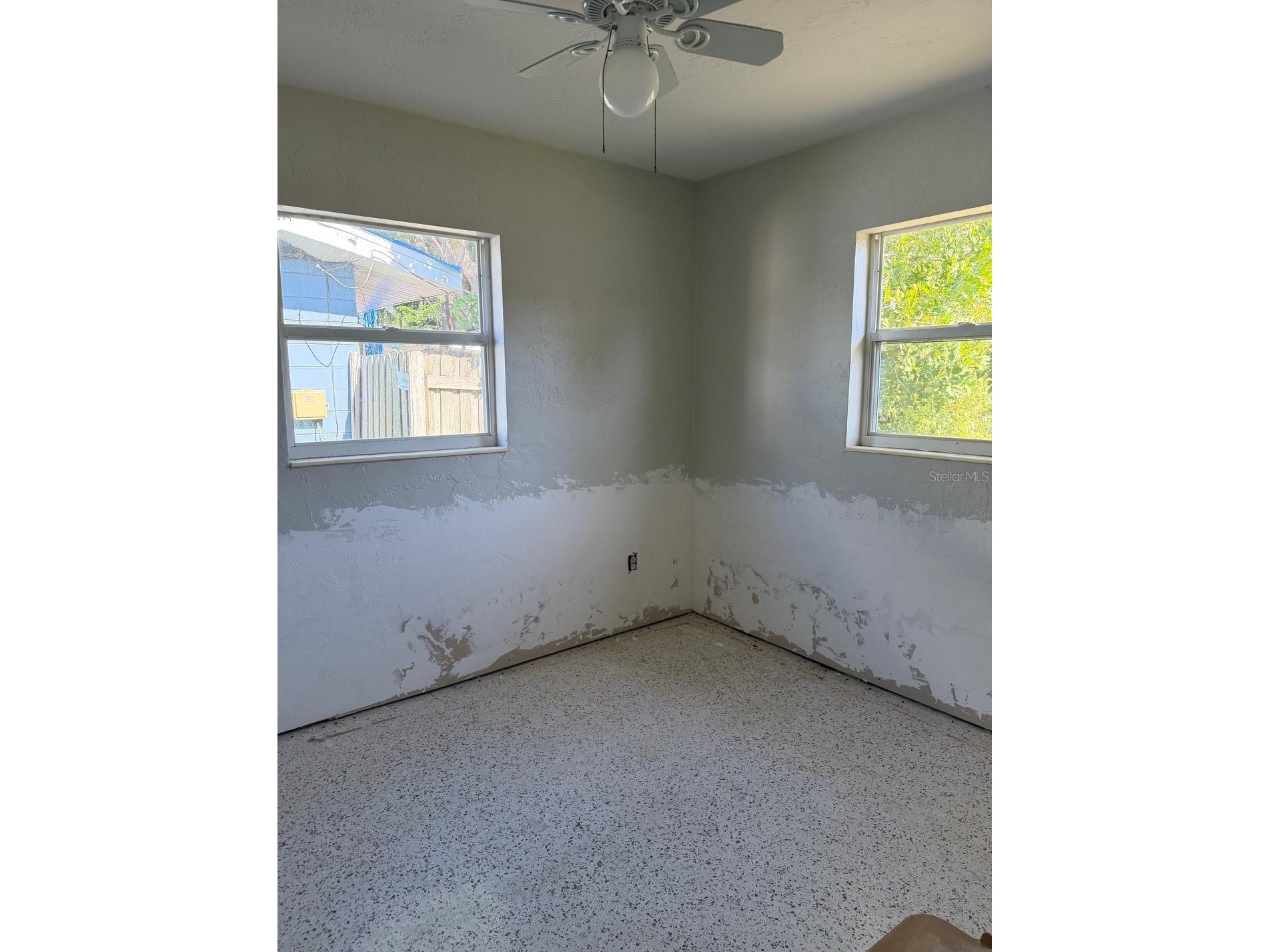 430 42nd Avenue NE Saint Petersburg FL 33703 TB8502627 image5