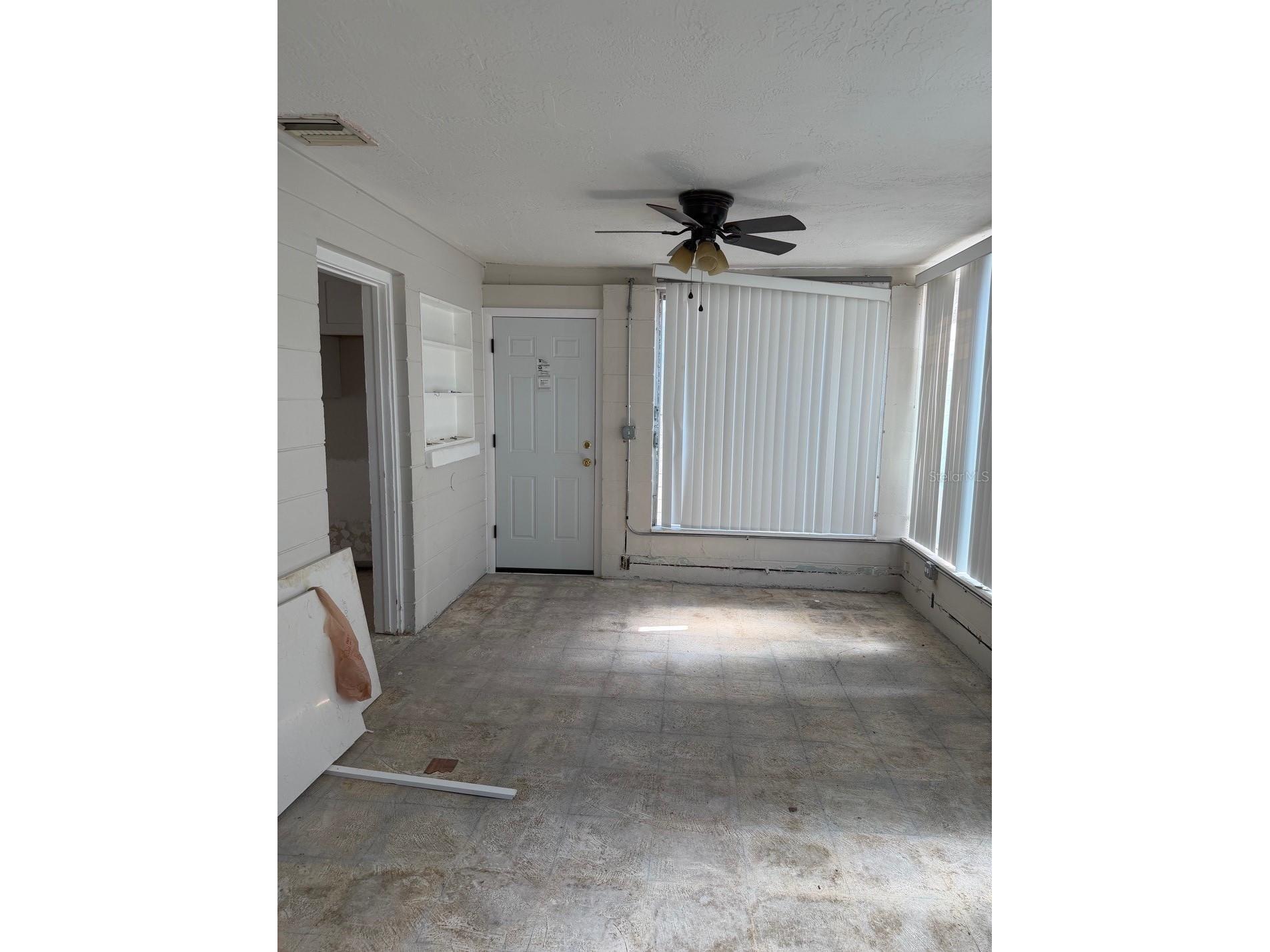 430 42nd Avenue NE Saint Petersburg FL 33703 TB8502627 image9