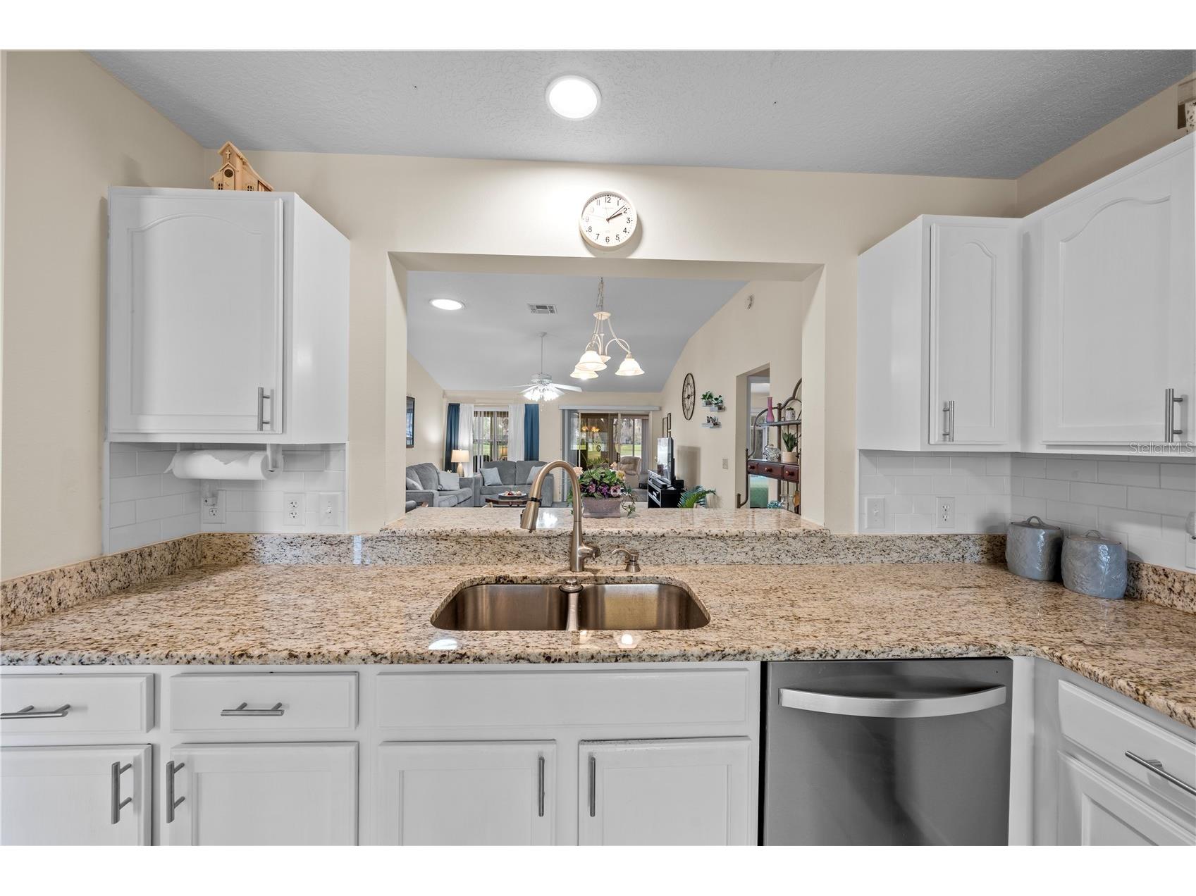 430 Aldama Avenue The Villages FL 32159 OM720396 image21