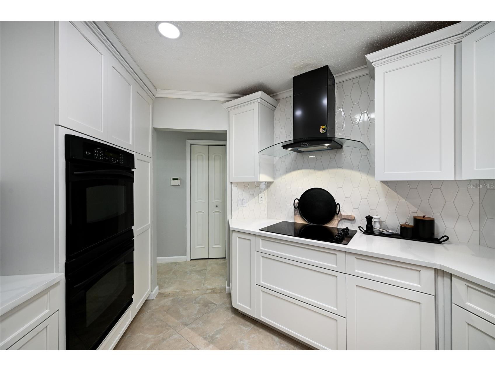 430 Bird Key Drive Sarasota FL 34236 A4691206 image14