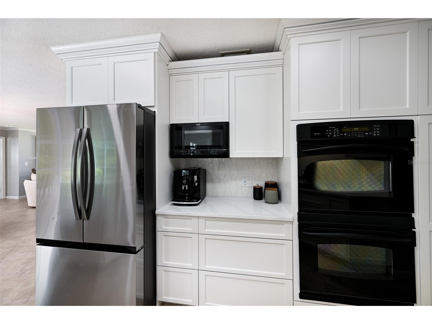 430 Bird Key Drive Sarasota FL 34236 A4691206 image15