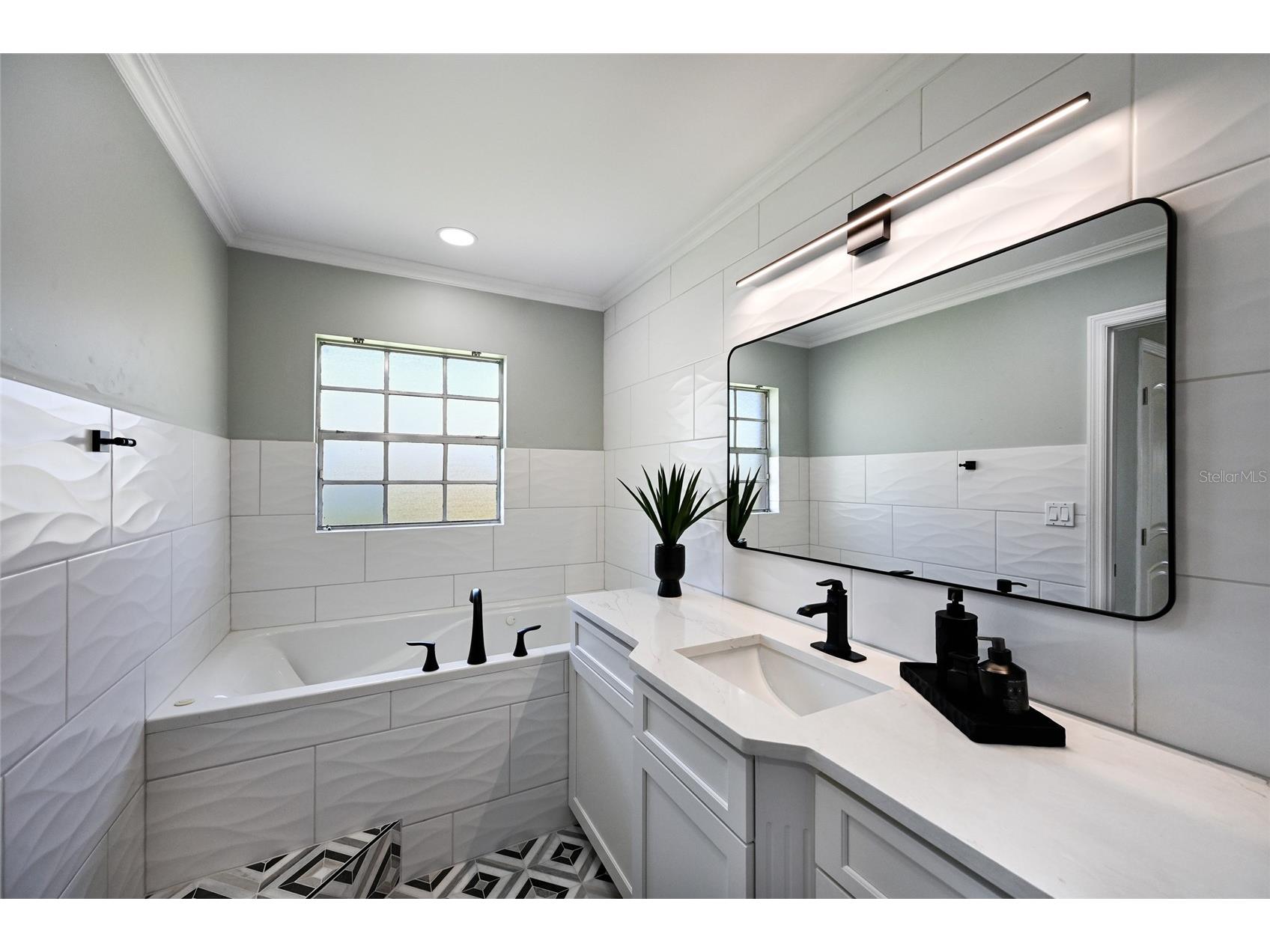 430 Bird Key Drive Sarasota FL 34236 A4691206 image23