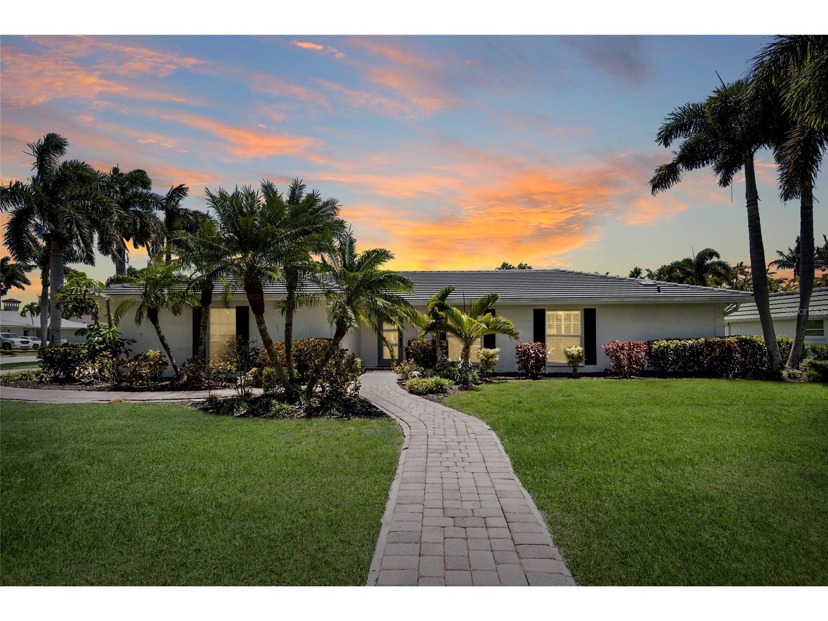 430 Bird Key Drive Sarasota FL 34236 A4691206 image40