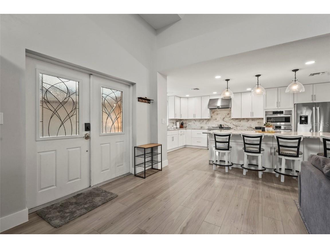 430 Island Circle Sarasota FL 34242 A4660296 image14