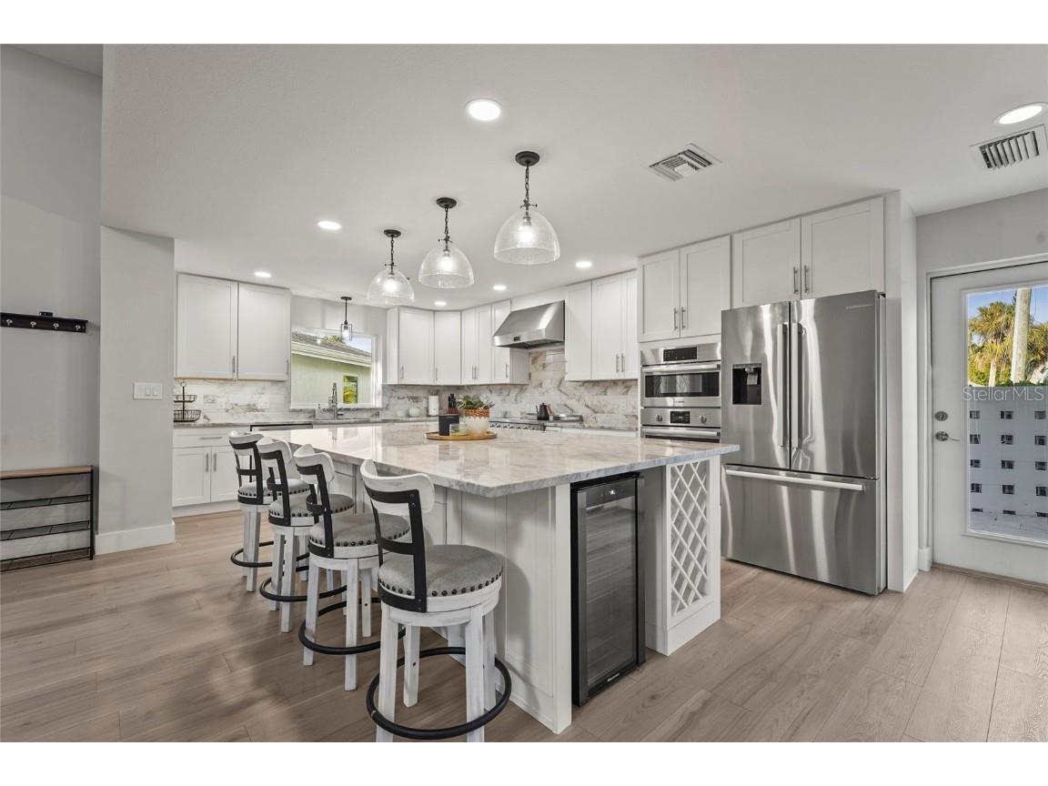 430 Island Circle Sarasota FL 34242 A4660296 image15