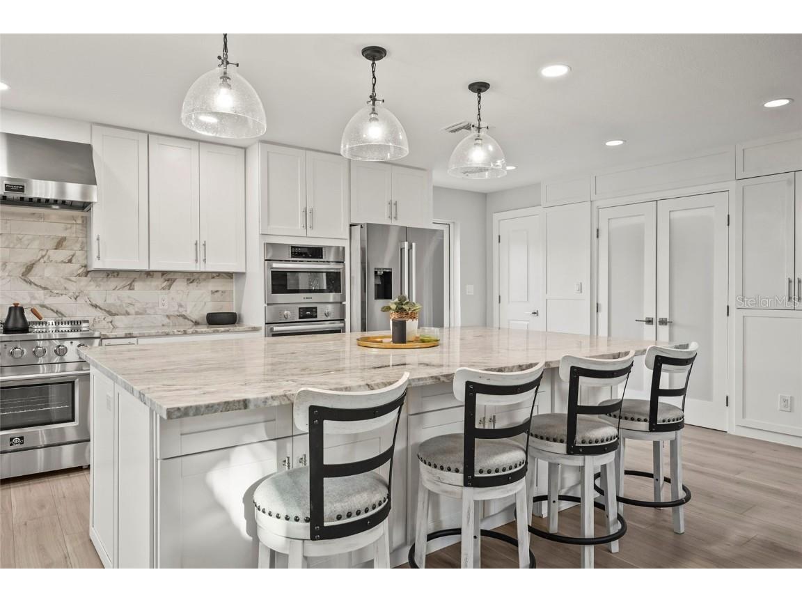 430 Island Circle Sarasota FL 34242 A4660296 image20