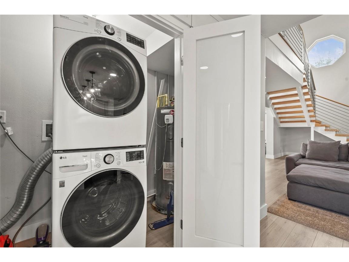 430 Island Circle Sarasota FL 34242 A4660296 image25