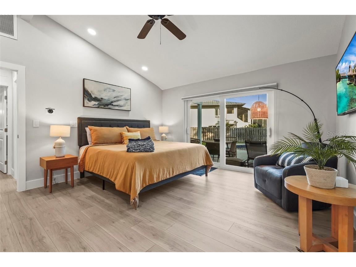 430 Island Circle Sarasota FL 34242 A4660296 image28