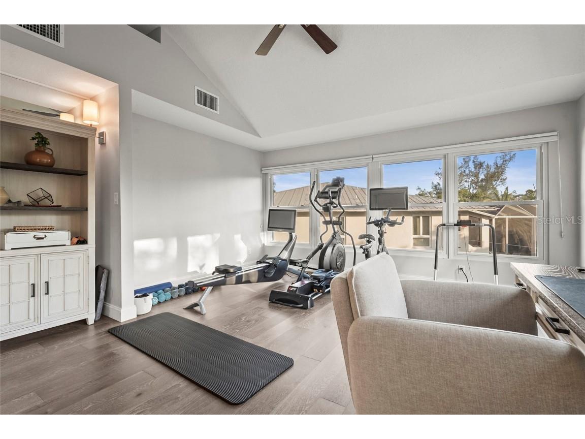 430 Island Circle Sarasota FL 34242 A4660296 image40