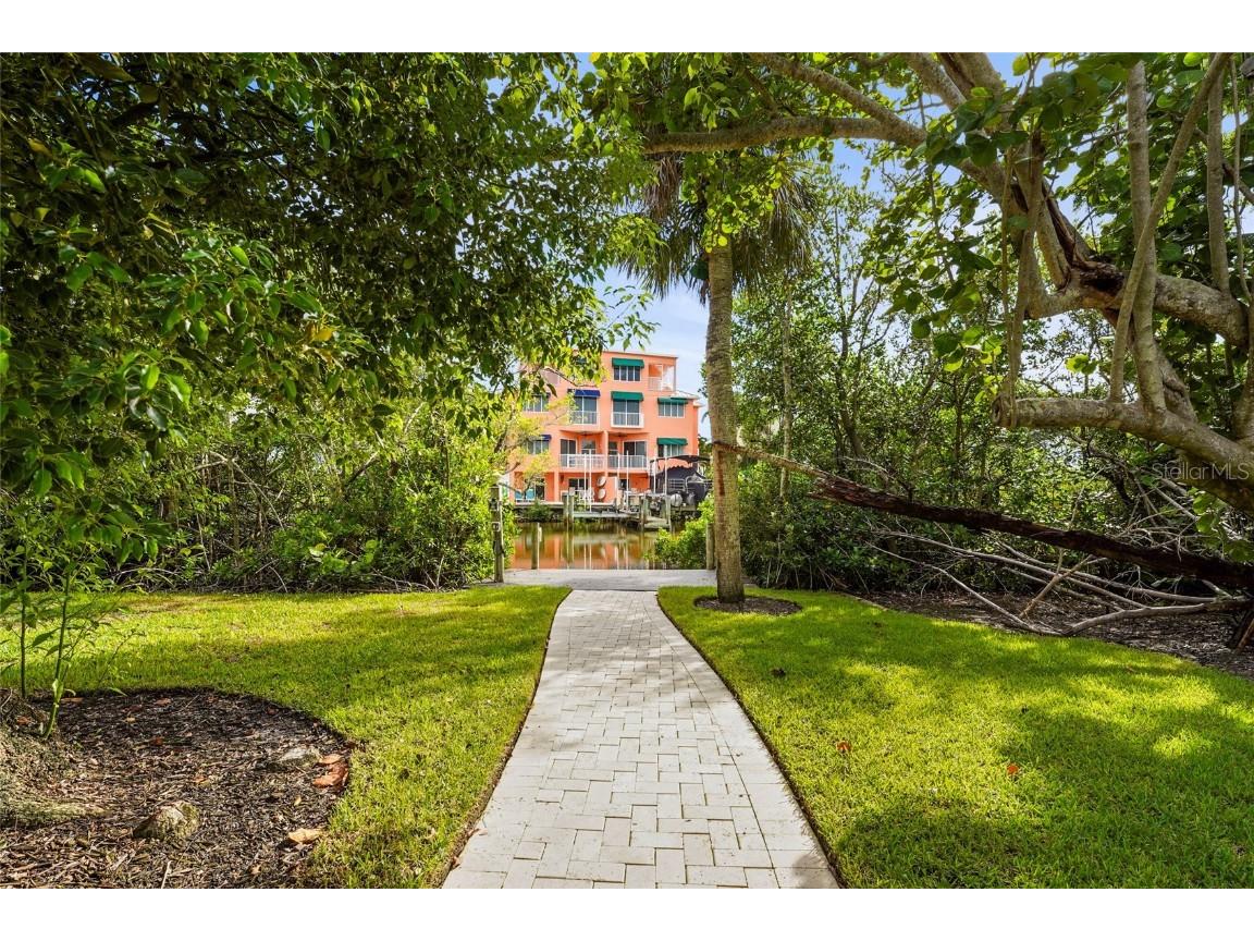 430 Island Circle Sarasota FL 34242 A4660296 image58