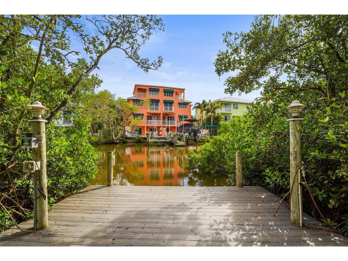 430 Island Circle Sarasota FL 34242 A4660296 image59