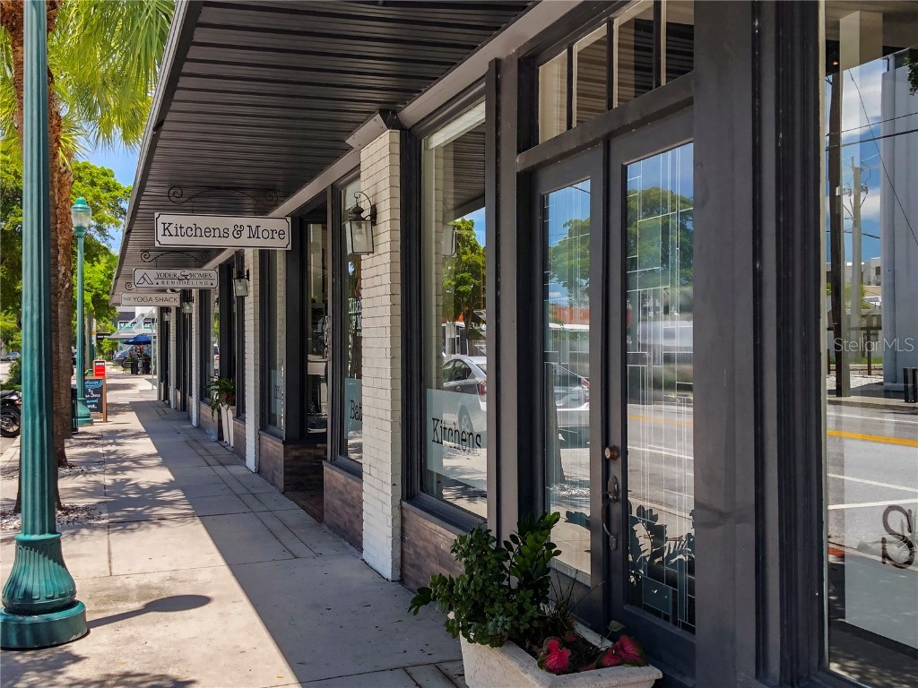 430 Kumquat Court #206 Sarasota FL 34236 A4639643 image16