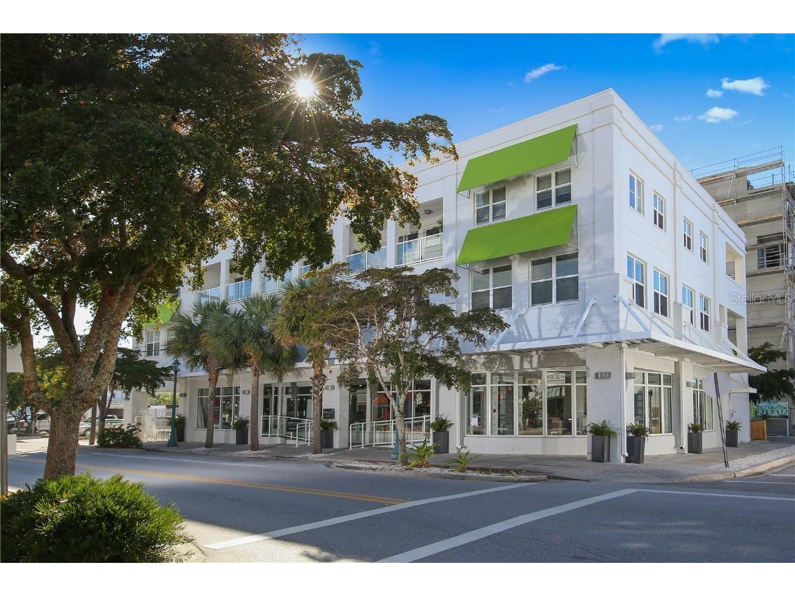 430 Kumquat Court #206 Sarasota FL 34236 A4639643 image9
