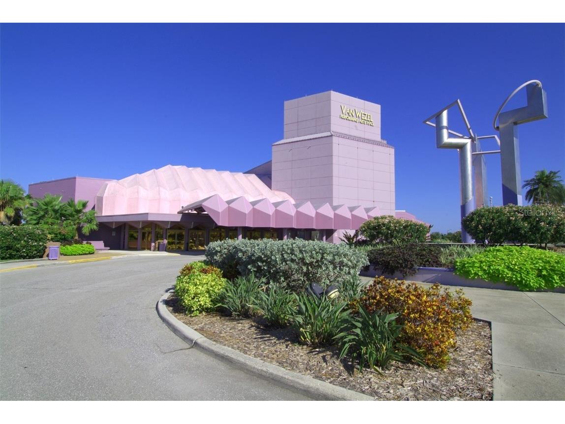 430 Kumquat Court #406 Sarasota FL 34236 A4640326 image4