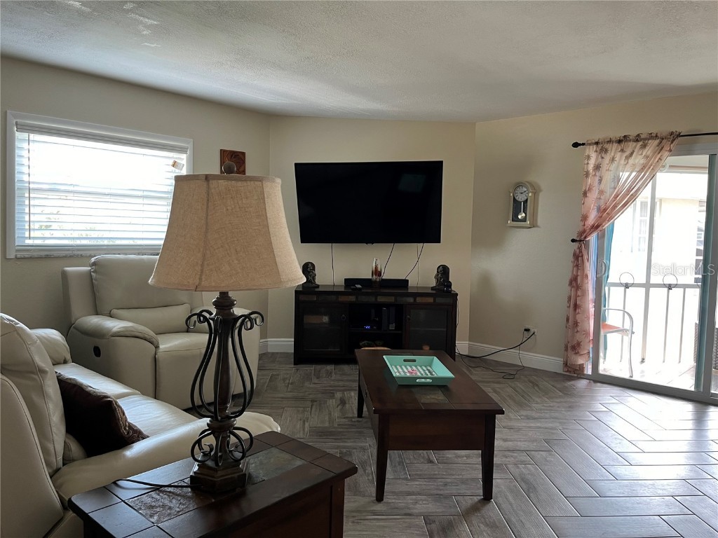 430 Larboard Way #6 Clearwater Beach FL 33767 TB8434469 image5