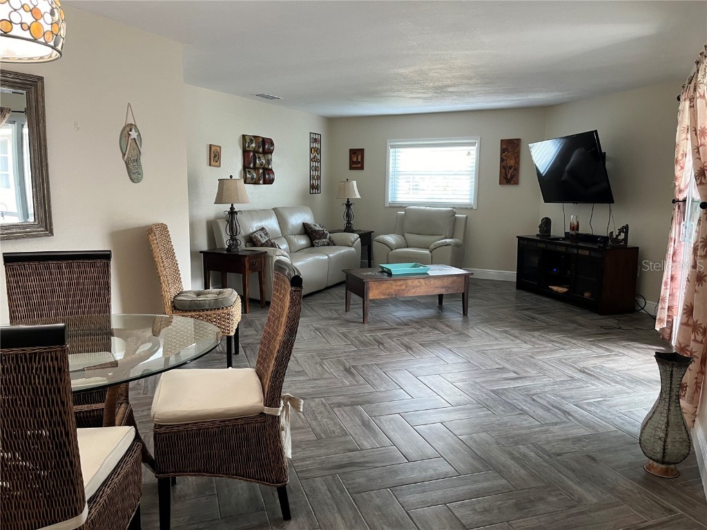 430 Larboard Way #6 Clearwater Beach FL 33767 TB8462185 image8