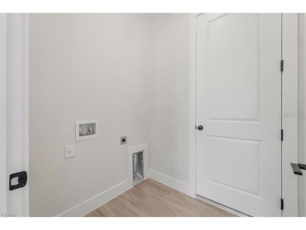 430 Mercedes Court Lehigh Acres FL 33972 TB8476673 image33