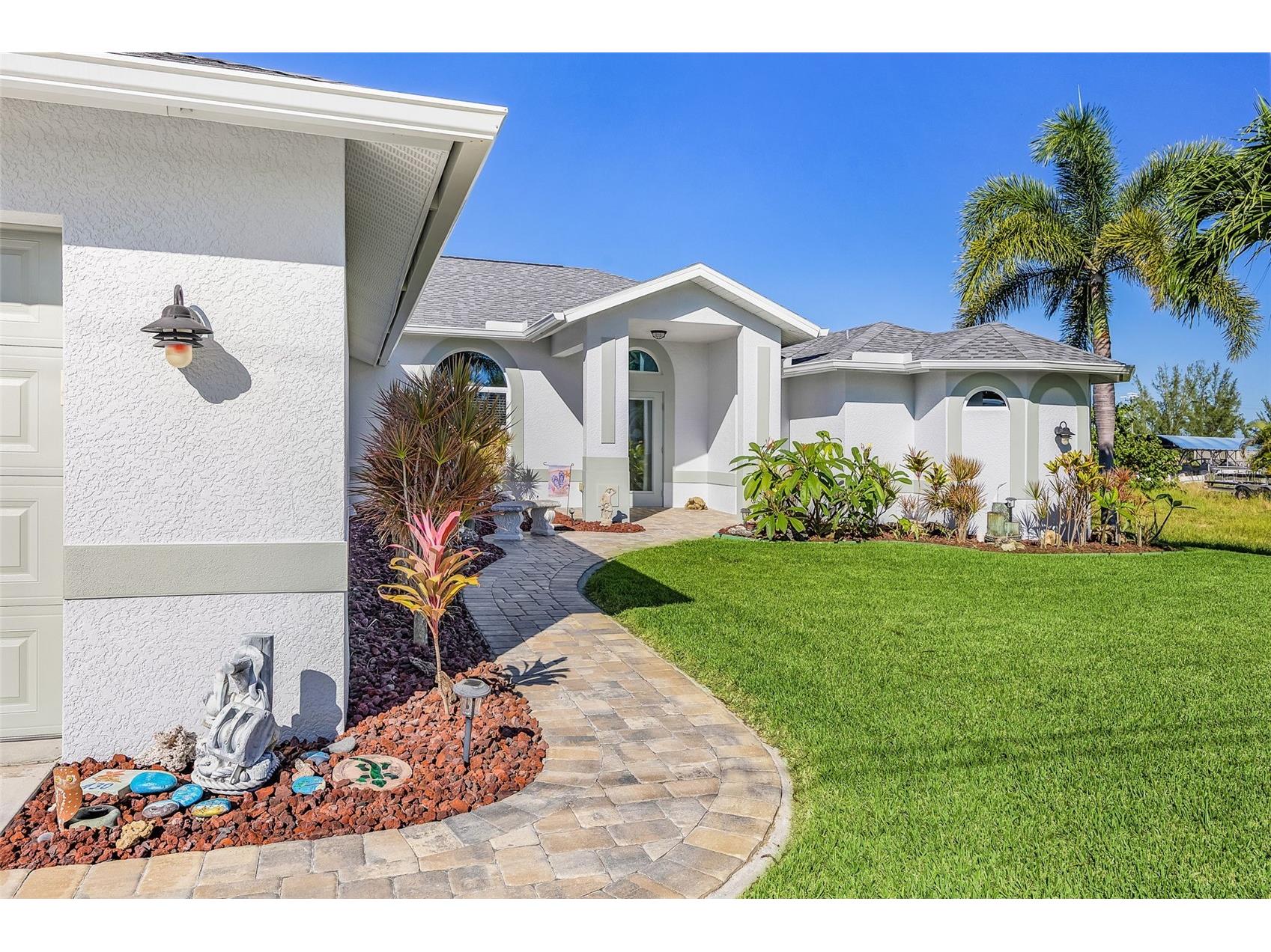430 NW 39th Avenue Cape Coral FL 33993 D6145276 image4
