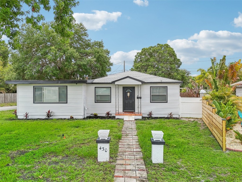 430 Rotary Place NE Saint Petersburg FL 33703 T3533016 image1