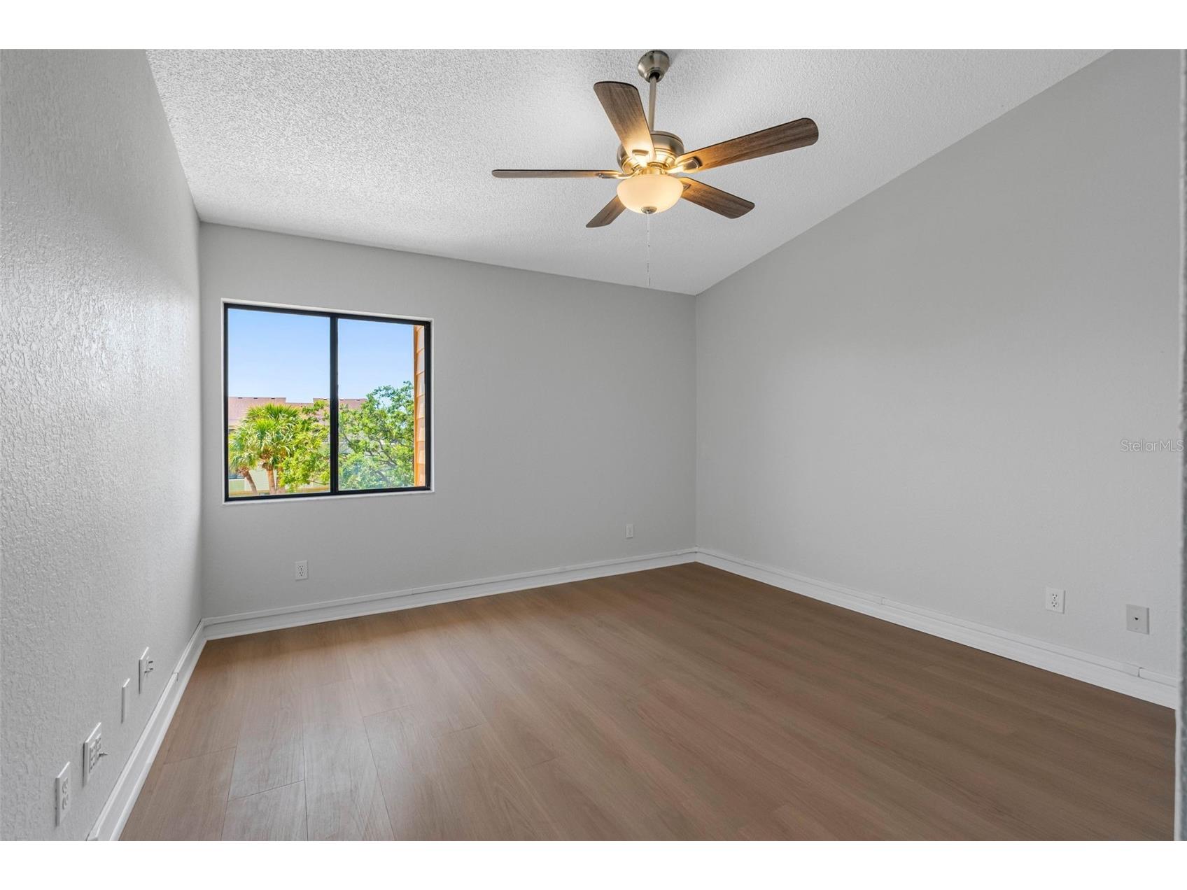 430 Sandy Hook Road Treasure Island FL 33706 TB8491487 image39