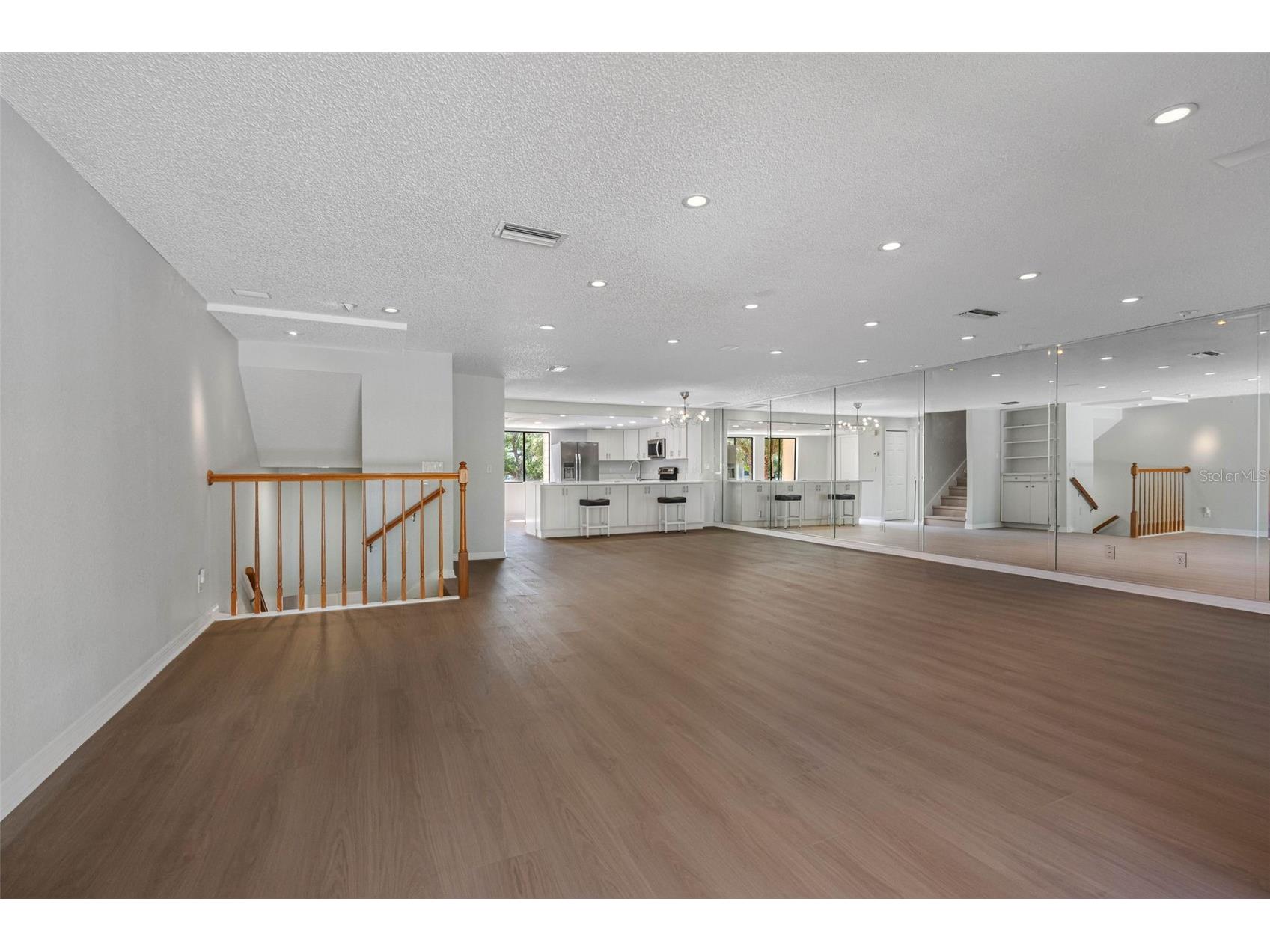 430 Sandy Hook Road Treasure Island FL 33706 TB8491487 image4