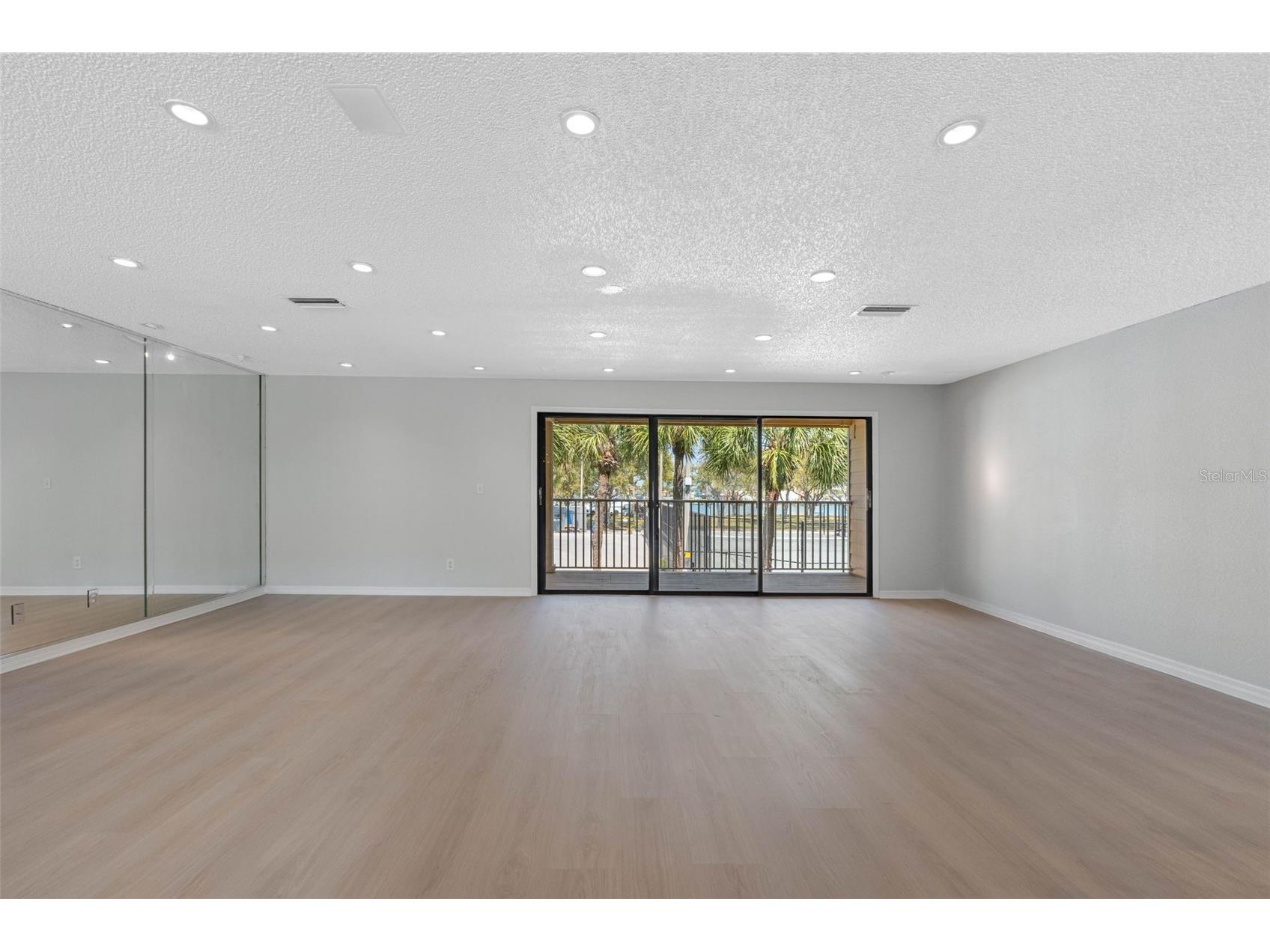 430 Sandy Hook Road Treasure Island FL 33706 TB8491487 image6