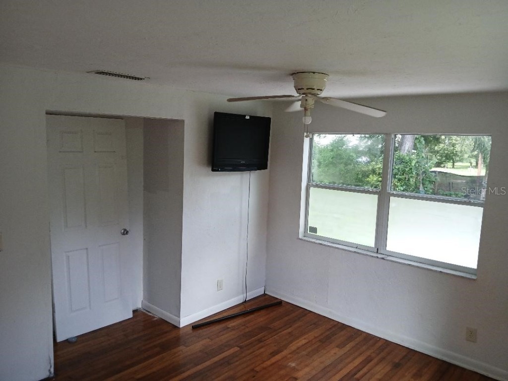 430 SE 74th Street Gainesville FL 32641 GC532447 image12