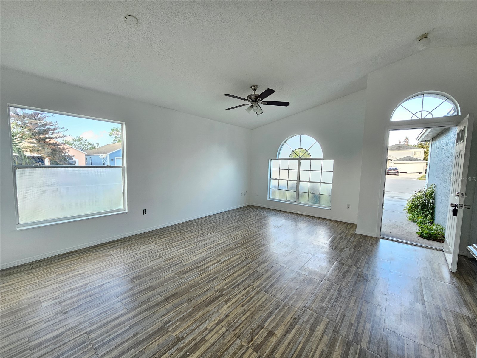 430 Southern Charm Drive Orlando FL 32807 O6399609 image3