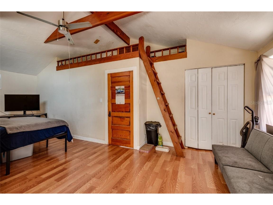 4300 14th Avenue N Saint Petersburg FL 33713 TB8435061 image13