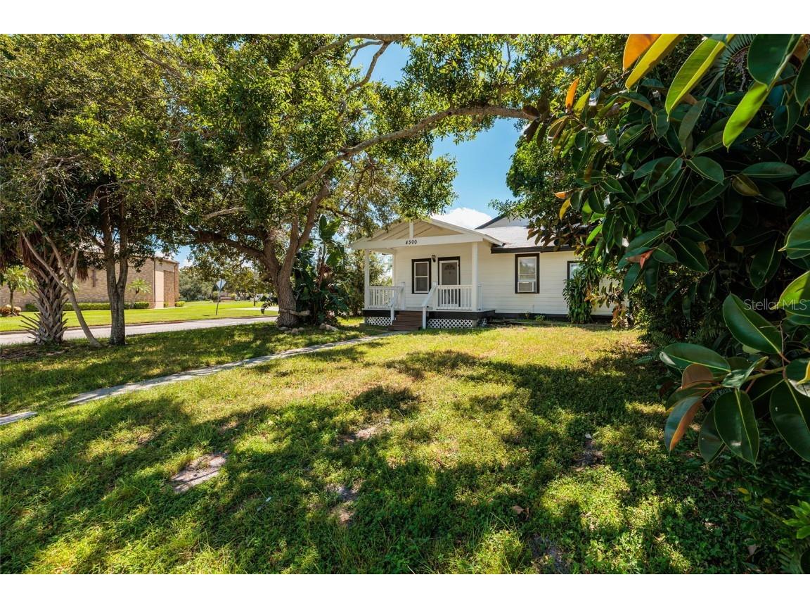 4300 14th Avenue N Saint Petersburg FL 33713 TB8435061 image2