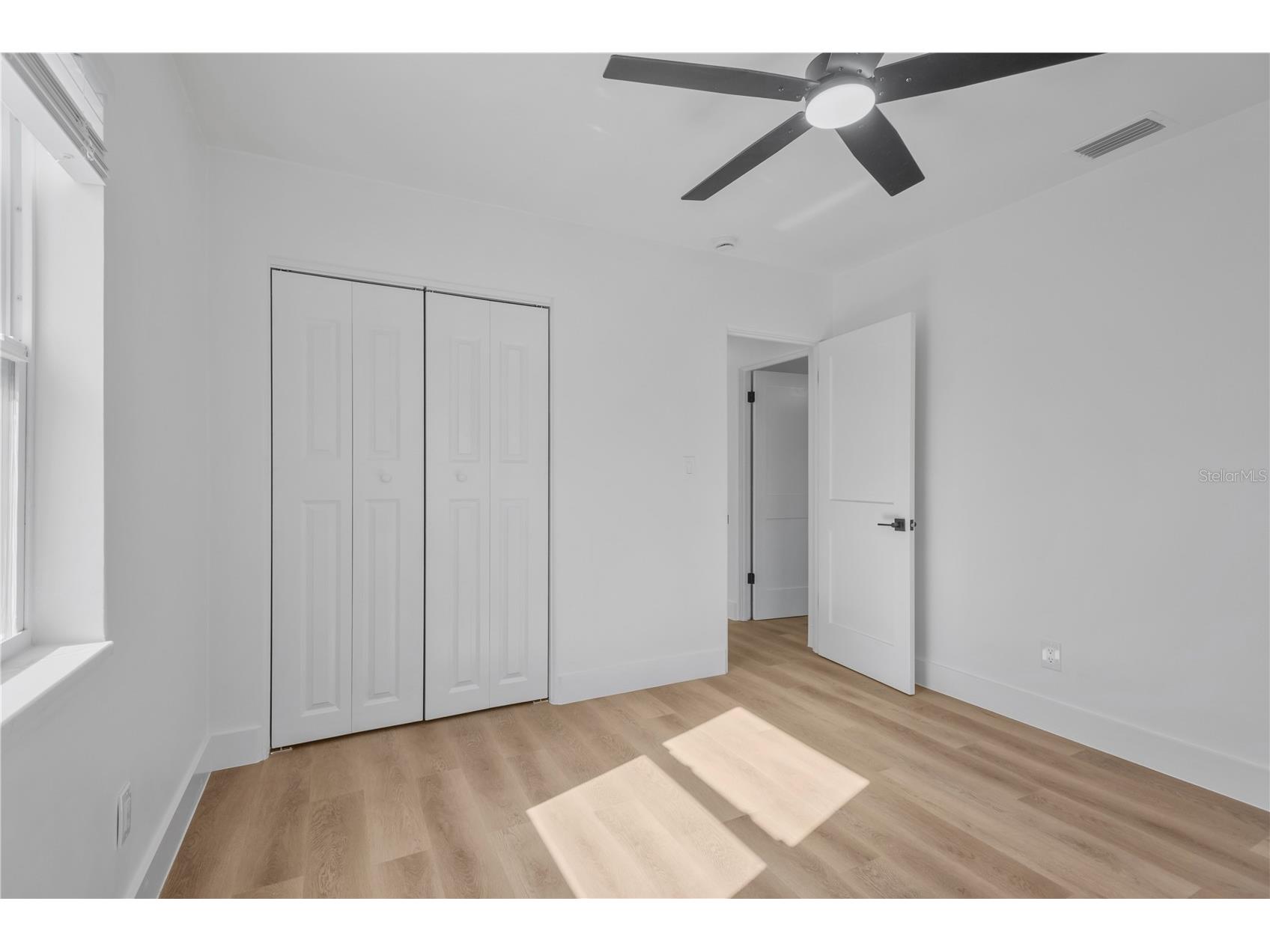 4300 28th Avenue N Saint Petersburg FL 33713 TB8457660 image23