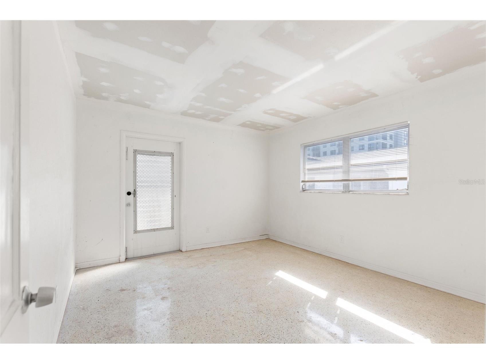 4300 37th Street S #4 Saint Petersburg FL 33711 TB8478670 image14