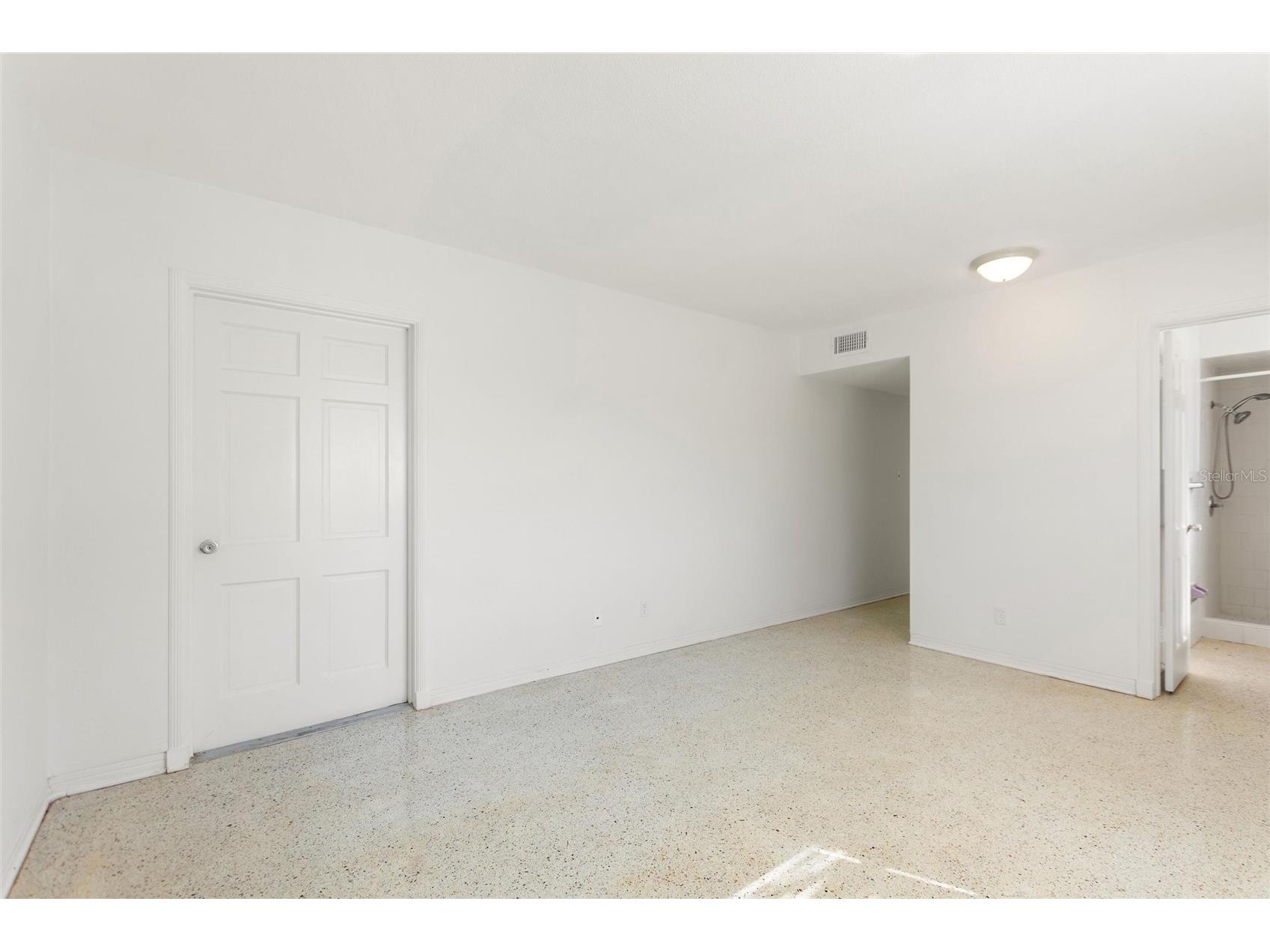 4300 37th Street S #4 Saint Petersburg FL 33711 TB8478670 image19