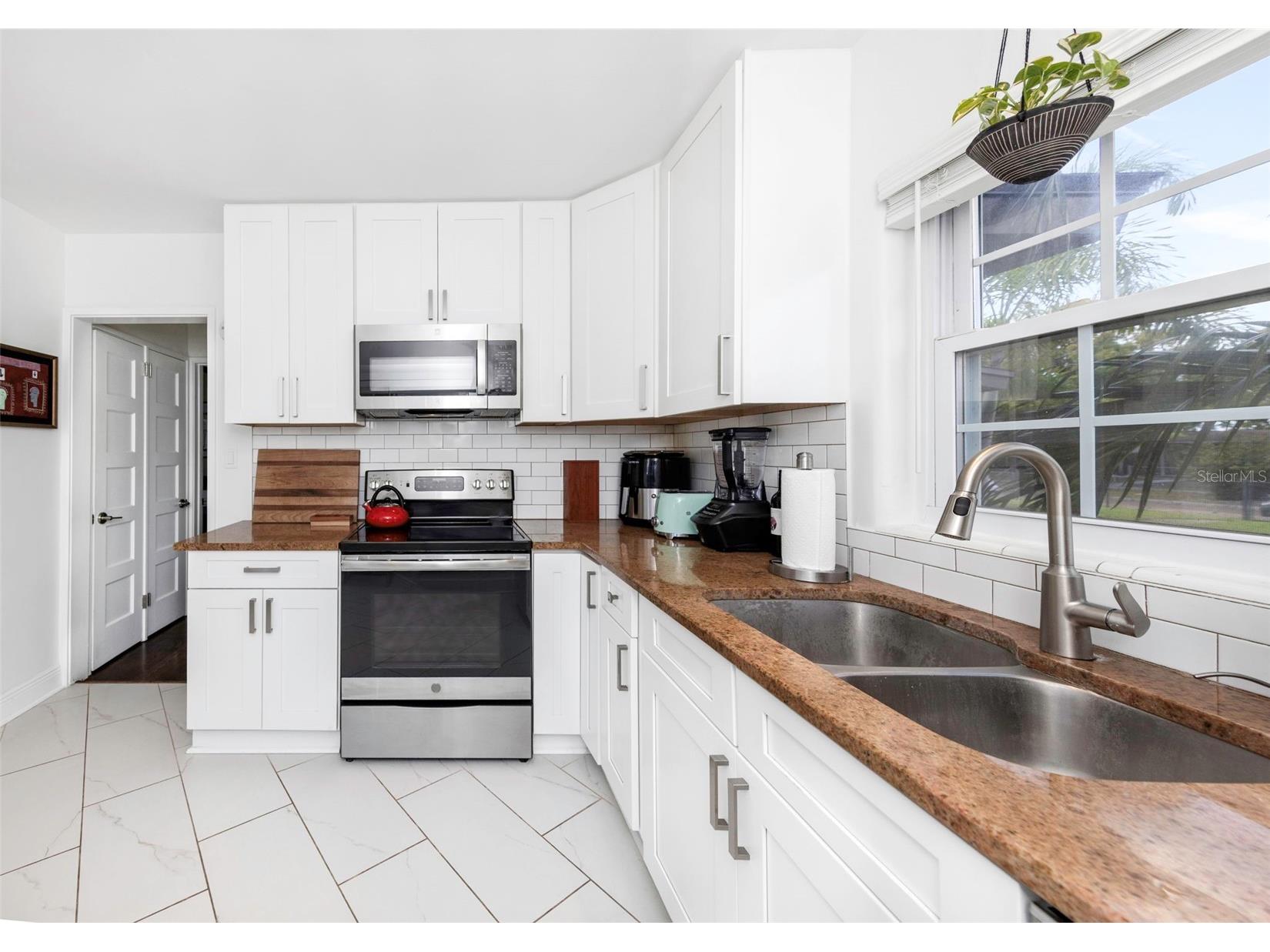 4300 3rd Avenue S Saint Petersburg FL 33711 TB8498795 image35