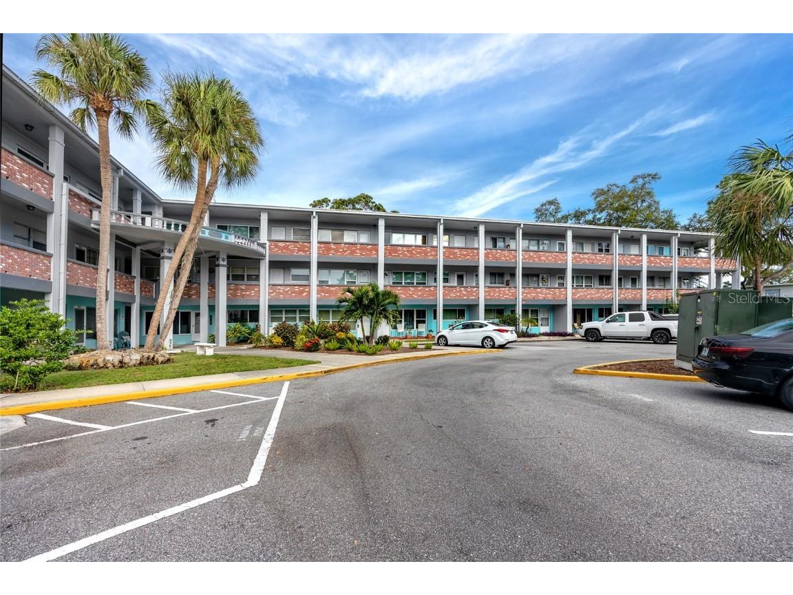 4300 58th Street N #1818 Kenneth City FL 33709 U8215215 image1