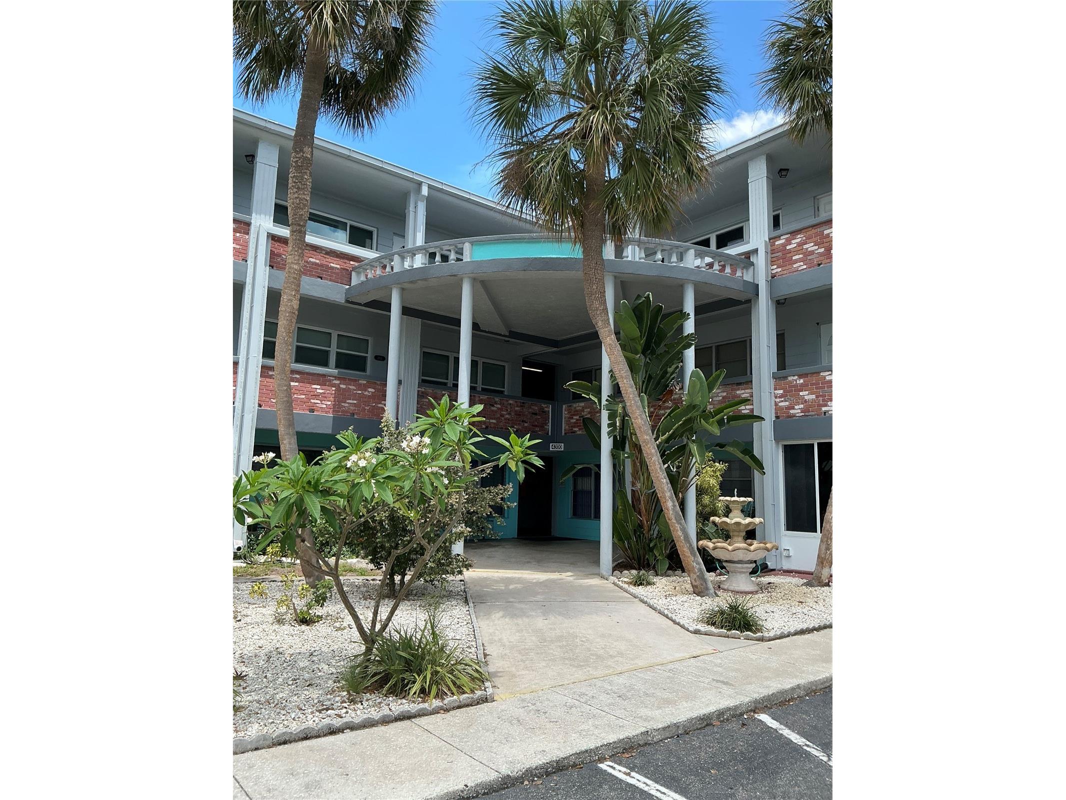 4300 58th Street N #1913 Kenneth City FL 33709 TB8494661 image1