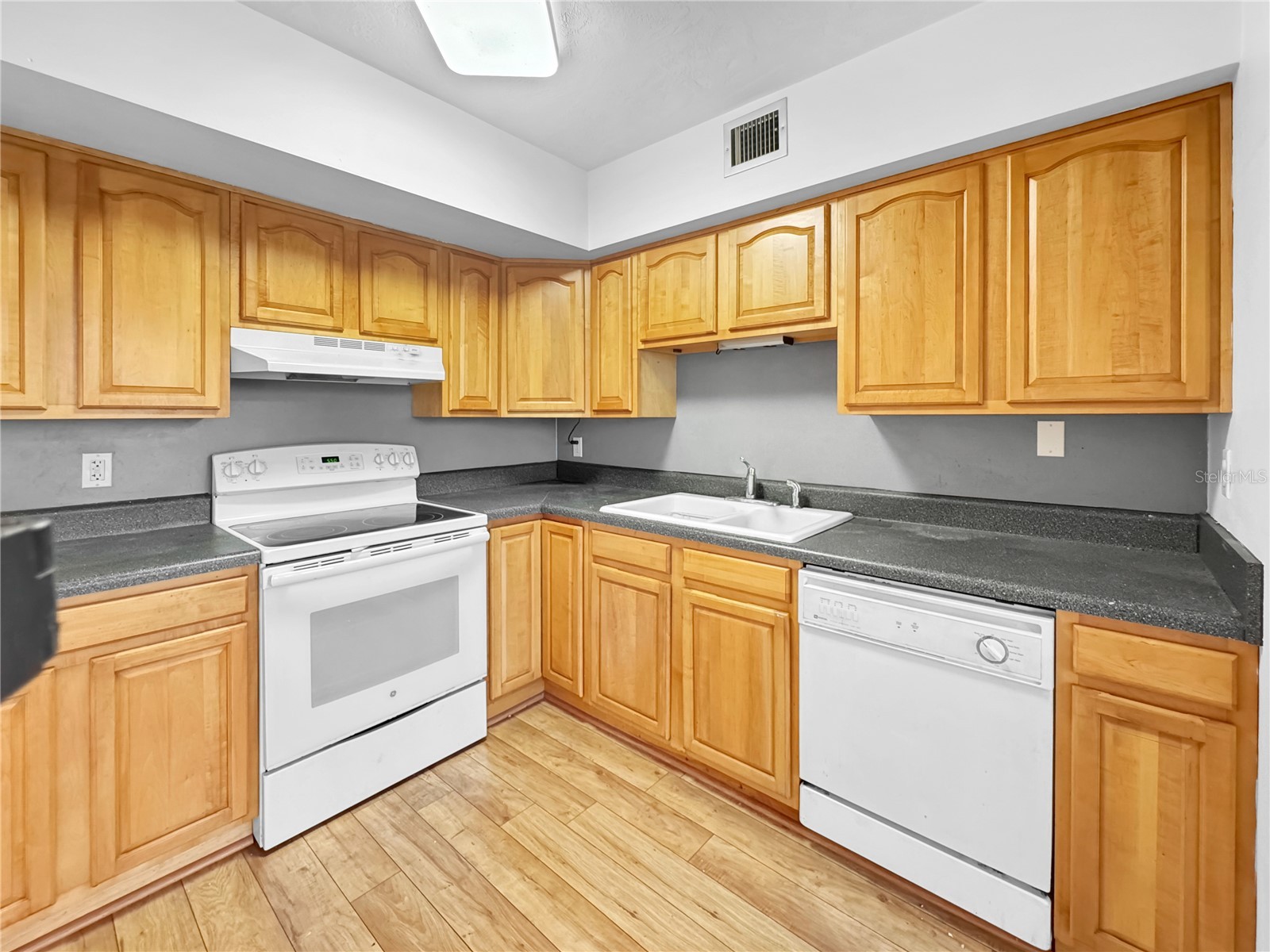 4300 58th Street N #1915 Kenneth City FL 33709 TB8507989 image12