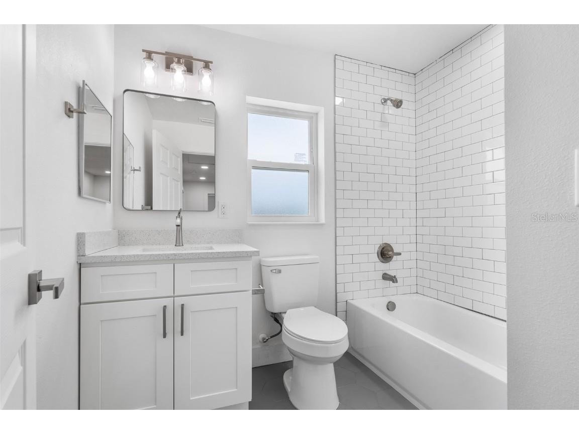 4300 5th Avenue S Saint Petersburg FL 33711 TB8405607 image16