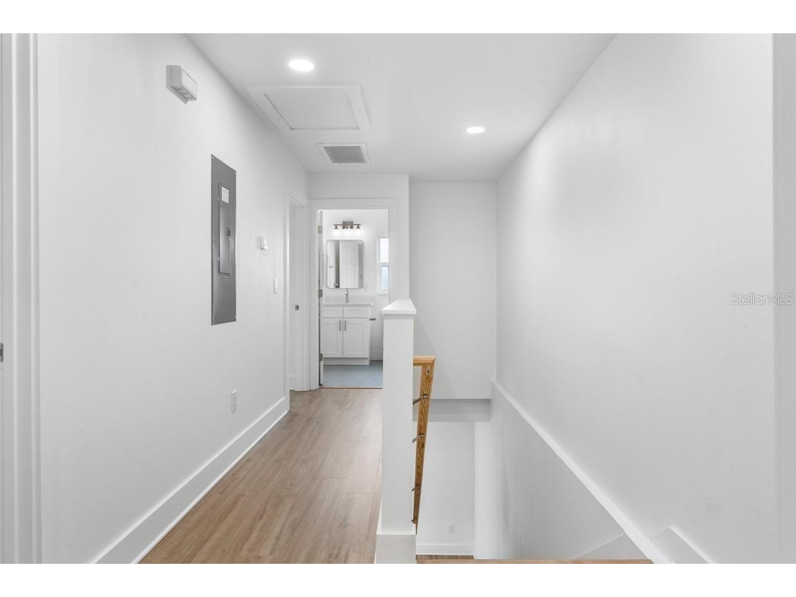 4300 5th Avenue S Saint Petersburg FL 33711 TB8405607 image9