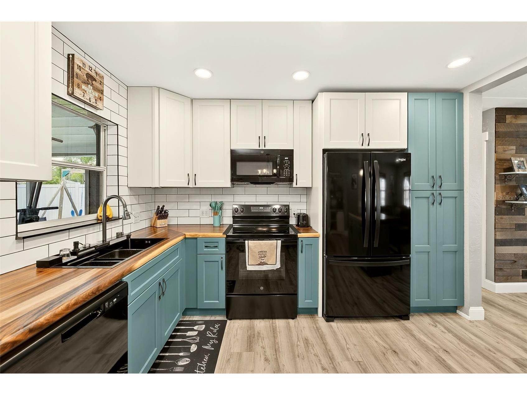4300 80th Avenue N Pinellas Park FL 33781 TB8506875 image10